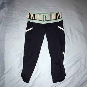 navy crop leggings with mesh